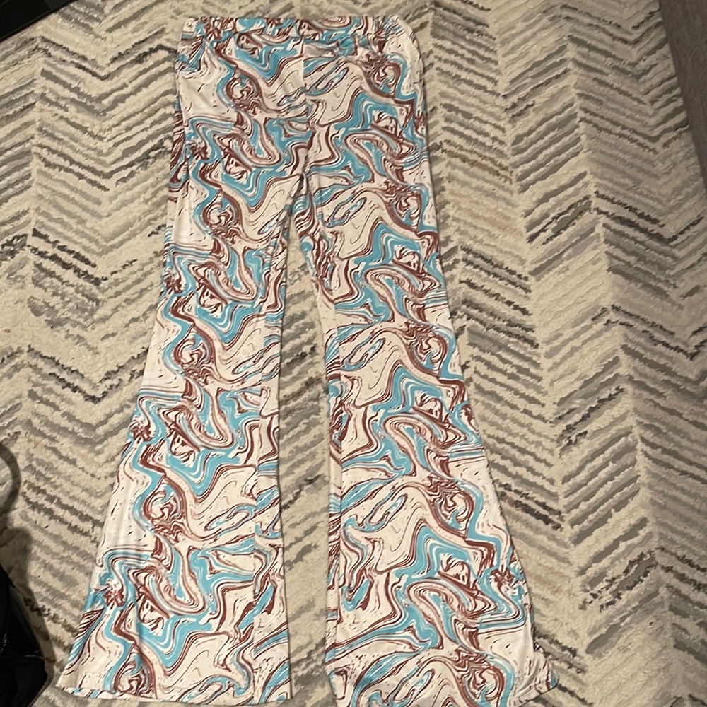 Flared Pants ☮️